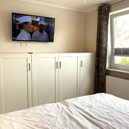 Appartements - Zum Hafen ซาสนิทซ์ ภายนอก รูปภาพ