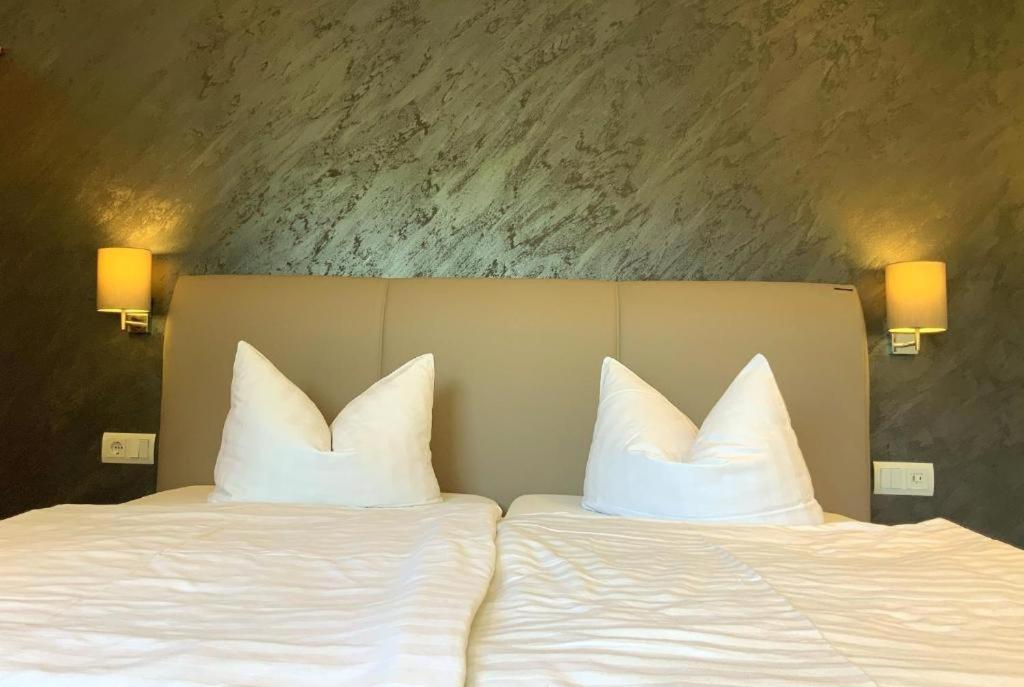 Appartements - Zum Hafen ซาสนิทซ์ ภายนอก รูปภาพ