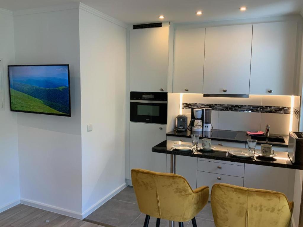 Appartements - Zum Hafen ซาสนิทซ์ ภายนอก รูปภาพ