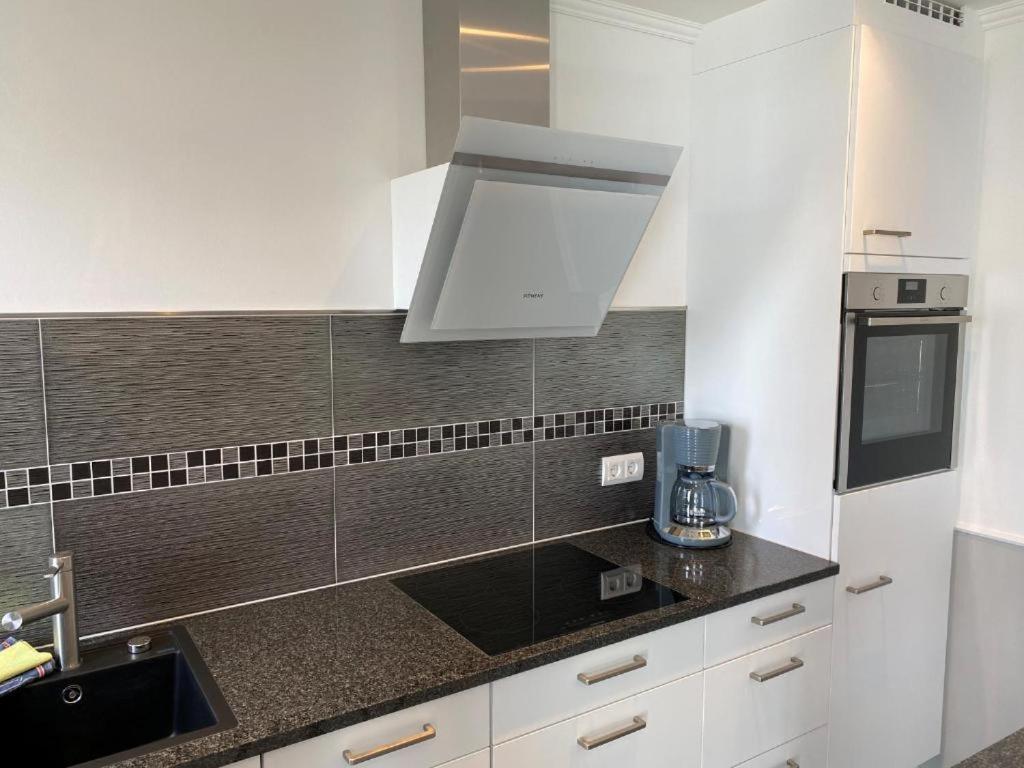 Appartements - Zum Hafen ซาสนิทซ์ ภายนอก รูปภาพ
